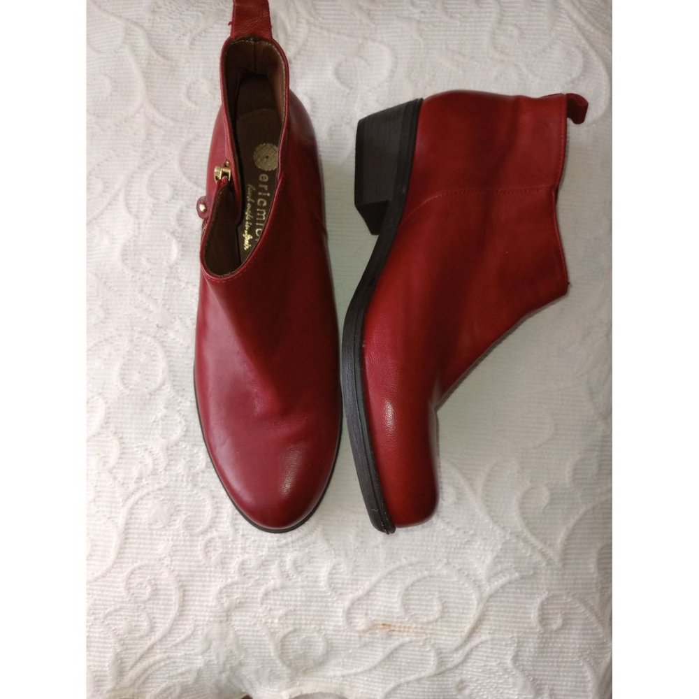Ericmichael hand made in Spain eu size 37 red leather.  Never worn.